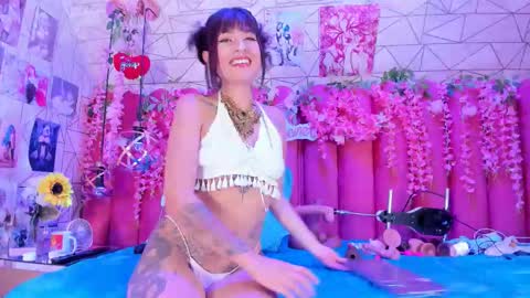     online show from 11.17.25