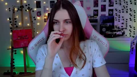 alicecharmy online show from 10.26.25