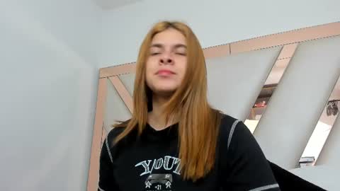 AliceCruz online show from 07.03.26