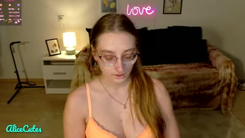 AliceCutes online show from 04.07.26