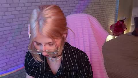 Snapshot of alicedews chatting on 02.21.26 alice online show from 02.21.26