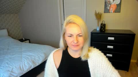 Snapshot of alicee__grace chatting on 11.27.25 Alicee online show from 11.27.25