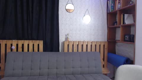 alicee_logan_ online show from 02.01.25