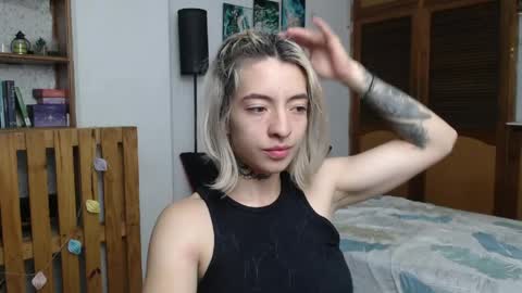 alicee_logan_ online show from 04.29.26