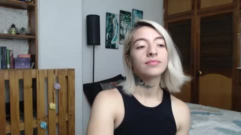 alicee_logan_ online show from 05.10.26