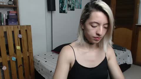 alicee_logan_ online show from 05.26.26