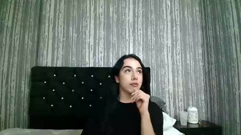 alicee_moonn online show from 05.13.26