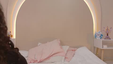 alice online show from 04.16.26