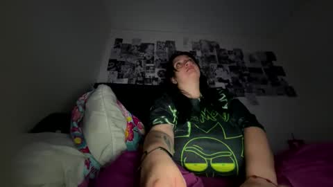 Snapshot of aliceinboobieland chatting on 06.11.26 Aliceinboobieland online show from 06.11.26