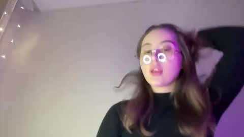 aliceinlustland online show from 02.24.26