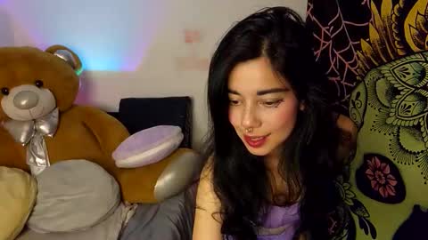 Alicekingdom online show from 11.30.25