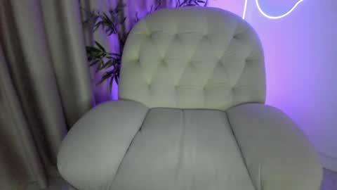 AliceLevine online show from 04.16.26