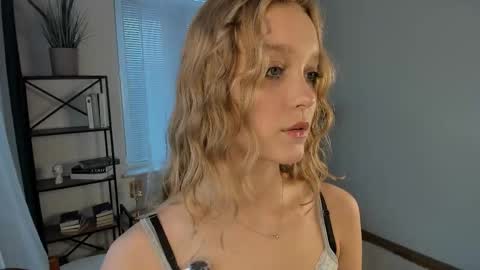 Serena online show from 03.04.26