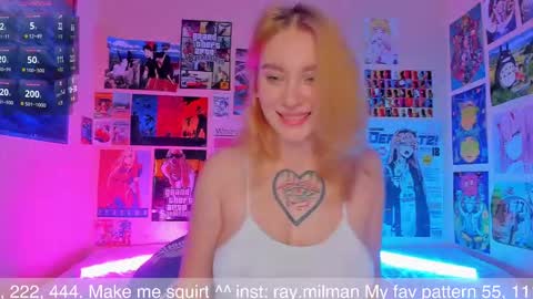 Snapshot of alicemilman chatting on 09.22.25 Alice online show from 09.22.25