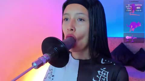 Snapshot of alicemoon__ chatting on 11.04.25 Alicee  online show from 11.04.25