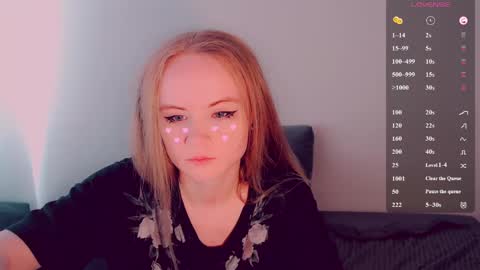 Snapshot of alicenya chatting on 05.01.26 Alice online show from 05.01.26