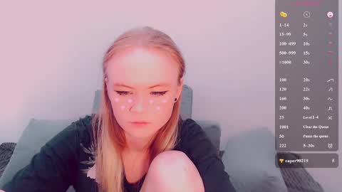 Snapshot of alicenya chatting on 05.08.26 Alice online show from 05.08.26