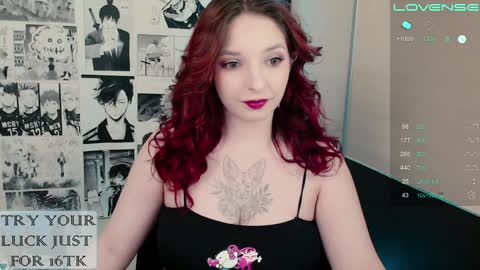 Snapshot of aliceriddle1 chatting on 01.05.25 aliceriddle1 online show from 01.05.25