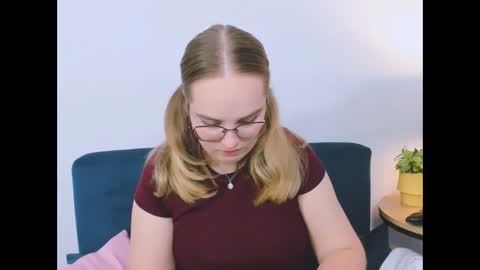 alicesensitive online show from 12.19.25