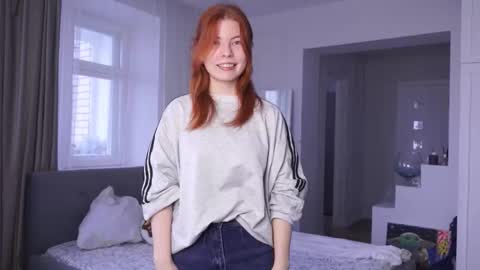 Snapshot of alicesosa chatting on 11.23.25 Alice online show from 11.23.25