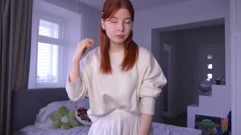 Snapshot of alicesosa chatting on 11.24.25 Alice online show from 11.24.25