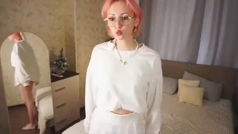 Milly online show from 07.13.26