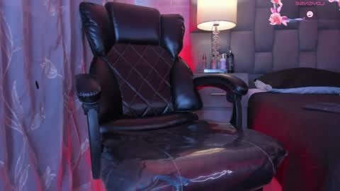 Alicestevens online show from 05.15.26