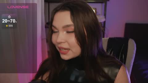 Snapshot of alicesweetlove chatting on 02.16.25 Alice online show from 02.16.25