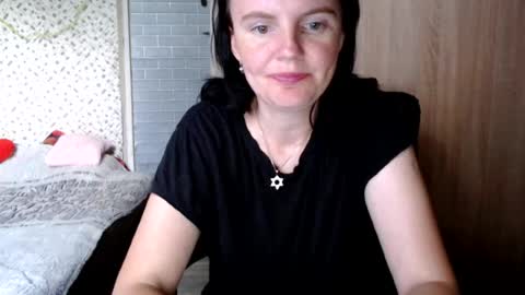 Snapshot of alicexbaby chatting on 06.25.26 Alicexbaby online show from 06.25.26