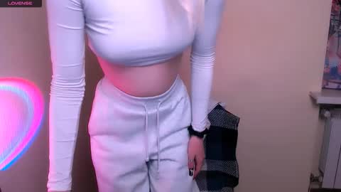 Snapshot of alicexooo_ chatting on 02.21.26 Alice online show from 02.21.26