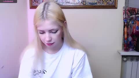 Snapshot of alicexooo_ chatting on 02.26.26 Alice online show from 02.26.26