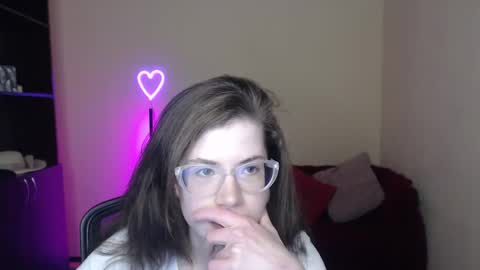 Snapshot of alicia_folow chatting on 02.07.25 Alicia online show from 02.07.25