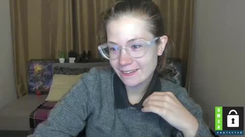 Snapshot of alicia_folow chatting on 09.30.25 Alicia online show from 09.30.25
