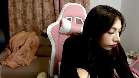 ALICIA  online show from 12.16.24