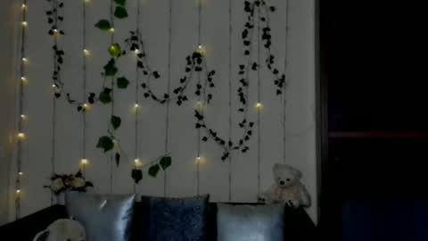 Alicia online show from 04.12.26