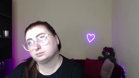 Alicia online show from 04.13.26