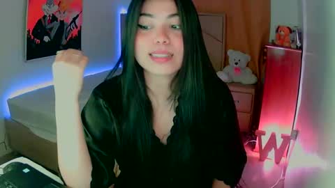 Snapshot of aliciabiden chatting on 12.13.24 aliciabiden online show from 12.13.24