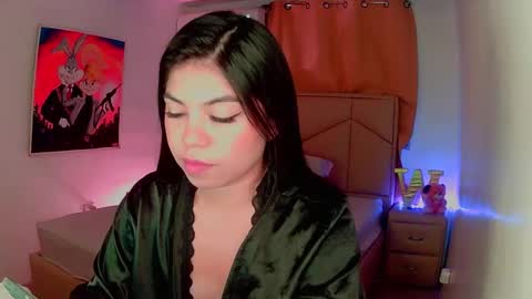 Snapshot of aliciabiden chatting on 01.12.25 aliciabiden online show from 01.12.25