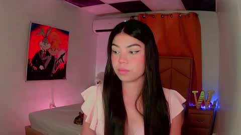 Snapshot of aliciabiden chatting on 01.22.25 aliciabiden online show from 01.22.25