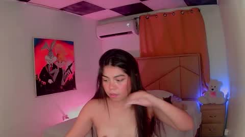 Snapshot of aliciabiden chatting on 02.06.25 aliciabiden online show from 02.06.25