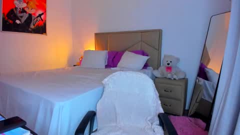 aliciabiden online show from 04.08.26