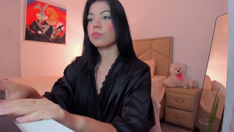 Snapshot of aliciabiden chatting on 07.06.26 aliciabiden online show from 07.06.26