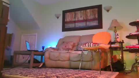 Snapshot of aliciadehart181 chatting on 02.02.26 Alicia deHart Help me reach 1000 Followers. Its FREE online show from 02.02.26