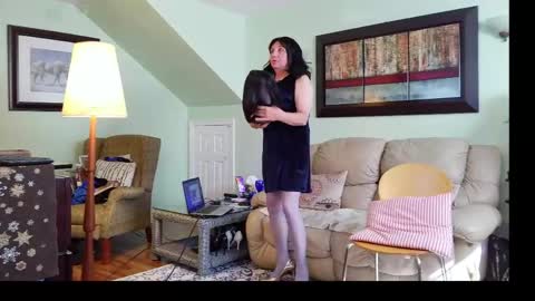 Alicia deHart  Help me reach 1000 Followers. Its FREE online show from 05.28.26
