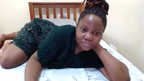 alicialust1 online show from 12.20.24