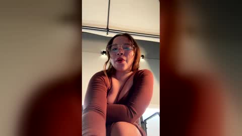 Alicia  online show from 05.17.26