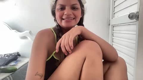 Snapshot of alicie_ebony1 chatting on 12.11.24 luisa online show from 12.11.24