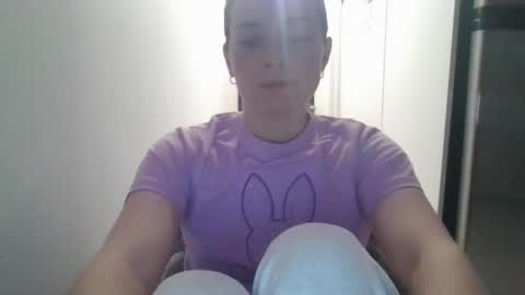 Snapshot of alicjababexo chatting on 05.15.26 alicjateenpolish online show from 05.15.26