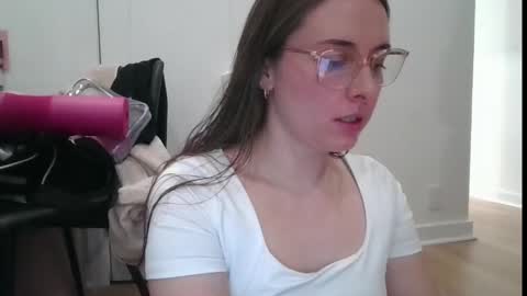 Snapshot of alicjababexo chatting on 06.02.26 alicjateenpolish online show from 06.02.26
