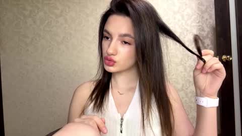 Snapshot of alidagenthner chatting on 02.21.26 Niki online show from 02.21.26